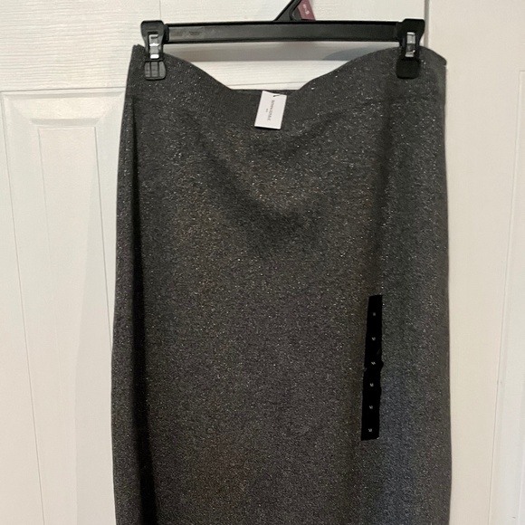 Banana Republic Grey / metallic fleck - Picture 5 of 9